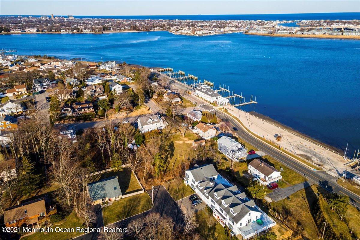 54 Ridgewood Way Neptune Township, NJ 07753 - Photo 33 of 42 33-52&54RidgewoodWay_032