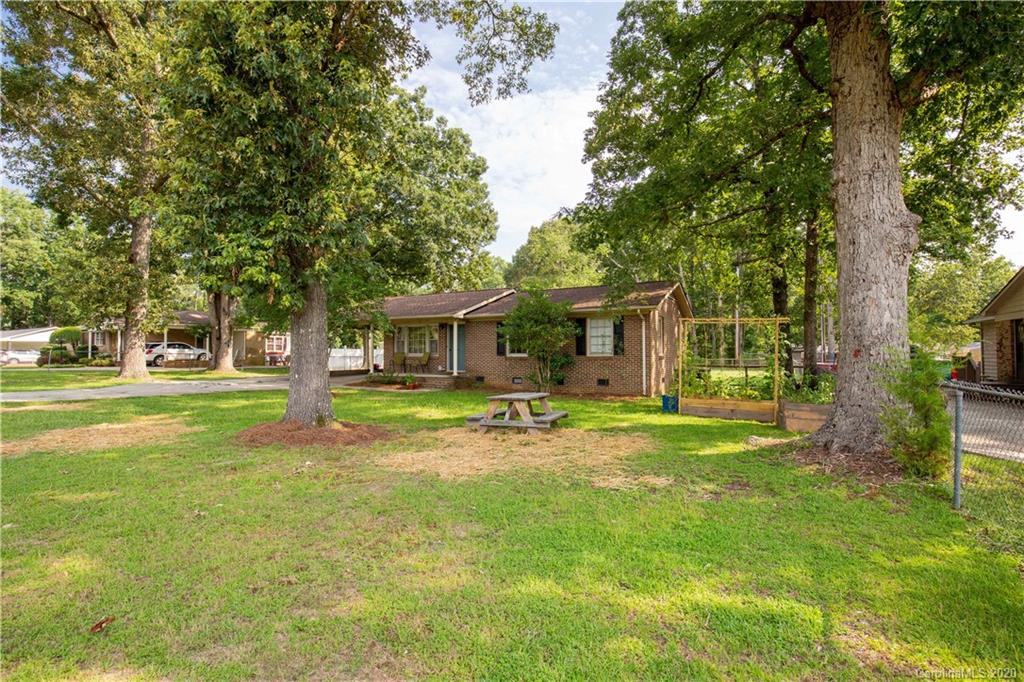 2181 Douglas Road Lancaster, SC 29720 - Photo 8 of 27 Gallery Image 8