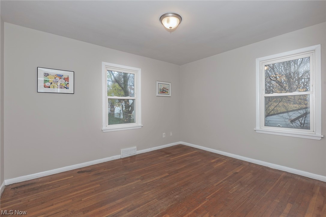 4402 Bayard Road South Euclid, OH 44121 - Photo 19 of 27 Bedroom #2 with hardwood floors