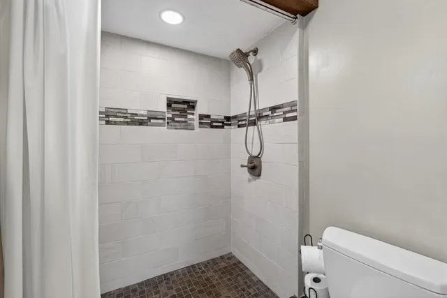 $539,900 | 806 Manor Drive, Fayetteville, TN 37334