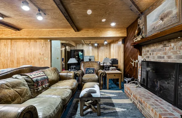 $539,900 | 806 Manor Drive, Fayetteville, TN 37334