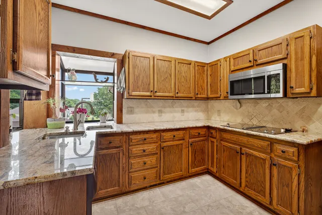 $539,900 | 806 Manor Drive, Fayetteville, TN 37334