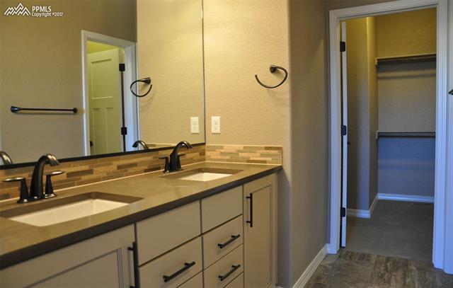 2024 Ruffino Drive Colorado Springs, CO 80921 - Photo 11 of 22