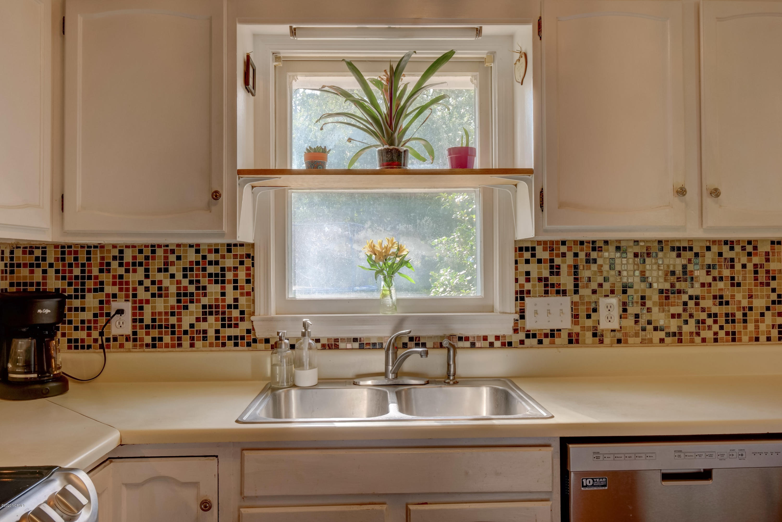 305 North Hampton Road Wilmington, NC 28409 - Photo 13 of 30 305 N Hampton Rd Wilmington NC-print-013