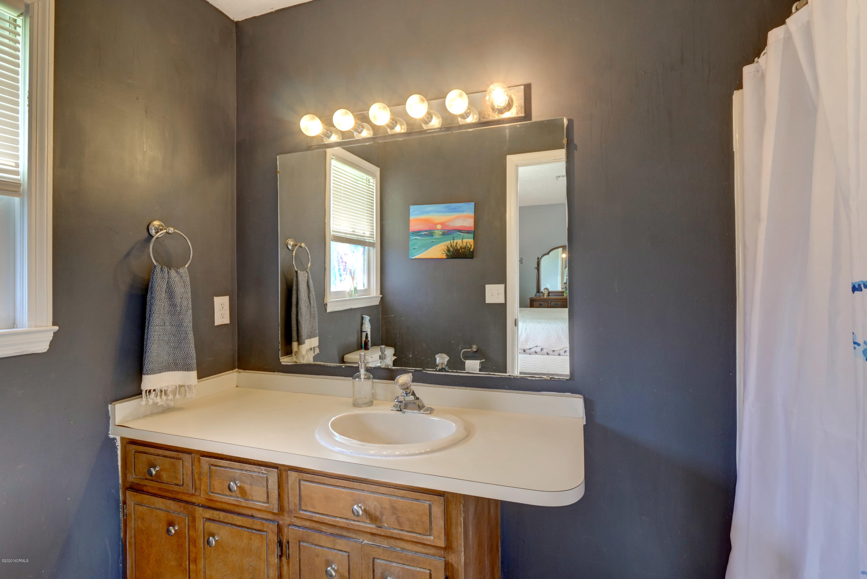 305 North Hampton Road Wilmington, NC 28409 - Photo 17 of 30 305 N Hampton Rd Wilmington NC-print-017