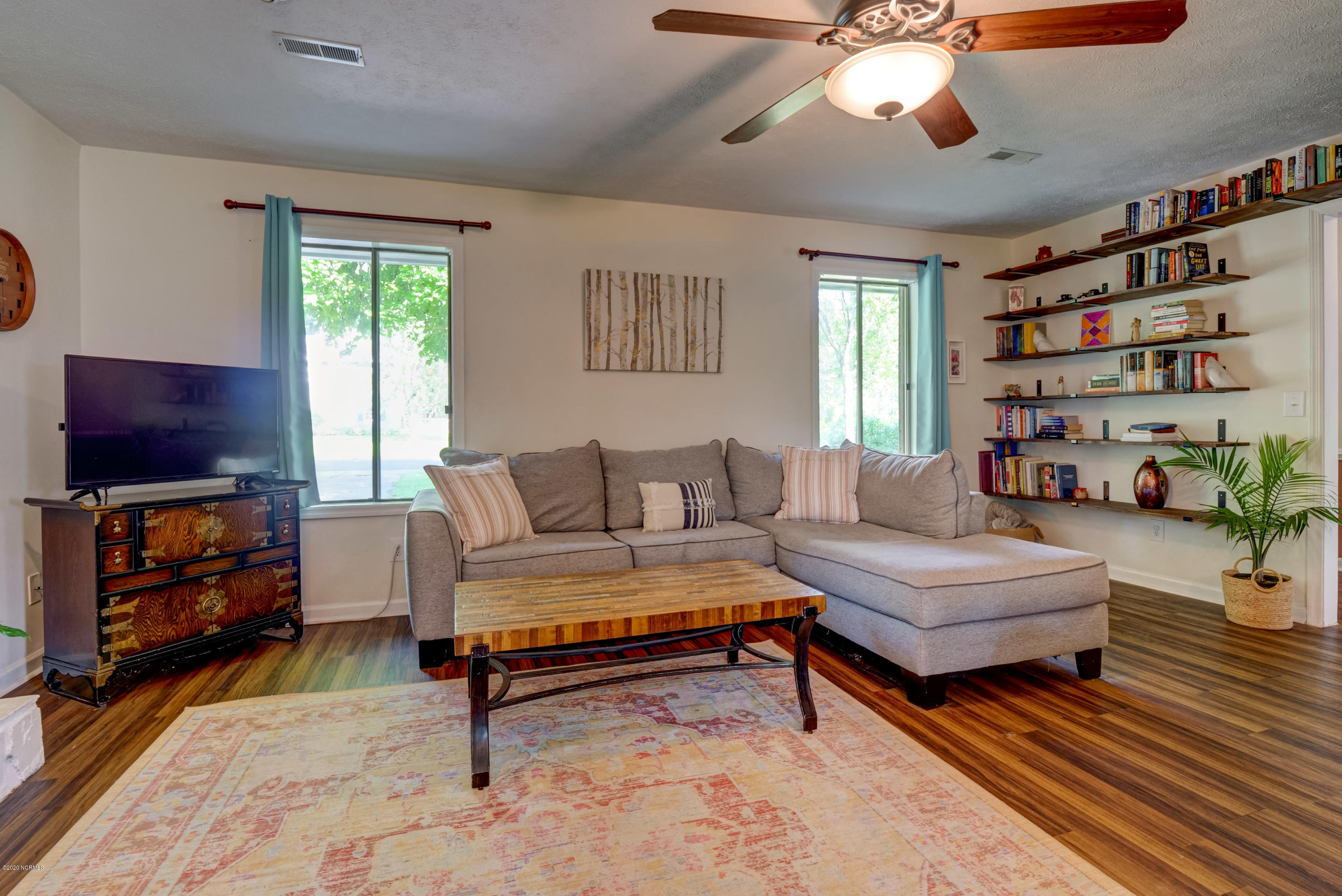 305 North Hampton Road Wilmington, NC 28409 - Photo 5 of 30 305 N Hampton Rd Wilmington NC-print-005