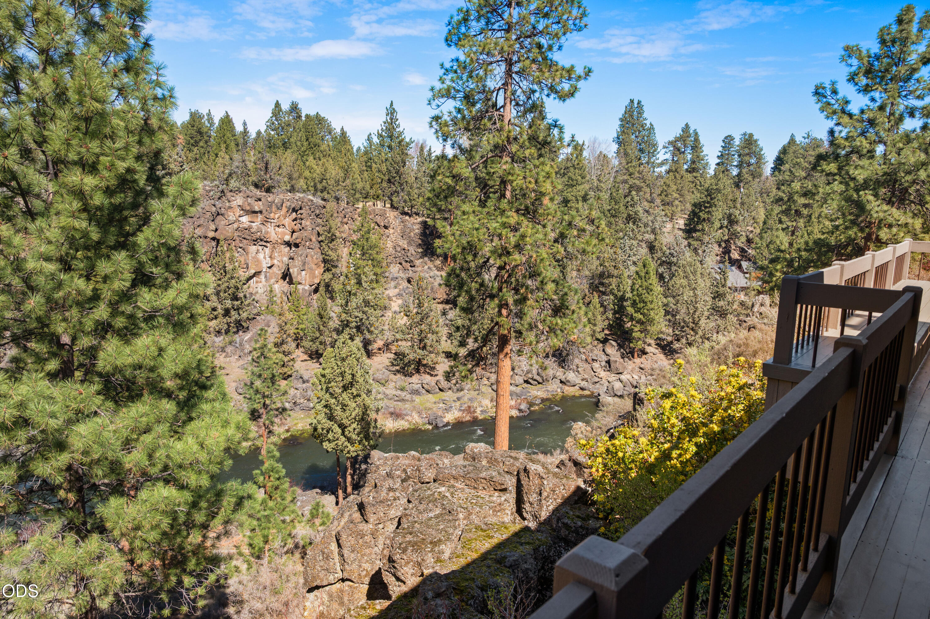 4211 Northwest Lower Village Road Bend, OR 97703 - Photo 50 of 58