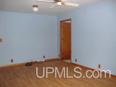 N7753 Ridge Road Munising, MI 49862 - Photo 8 of 15 Gallery Image 8