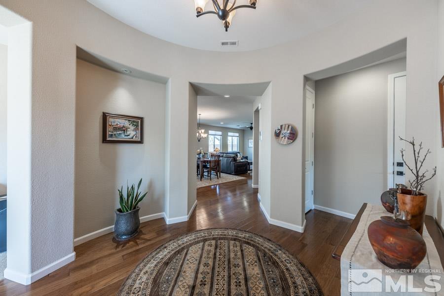 2105 Gregorgio Ln. Reno, NV 89521 - Photo 4 of 40 Photo 4