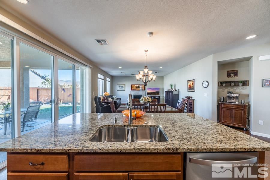 2105 Gregorgio Ln. Reno, NV 89521 - Photo 7 of 40 Photo 7