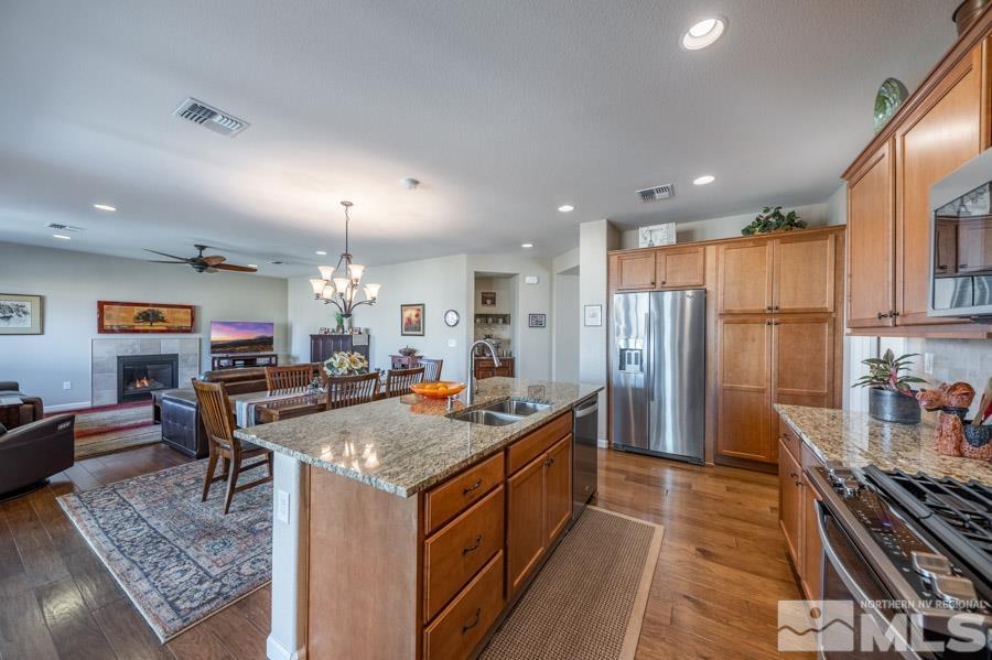 2105 Gregorgio Ln. Reno, NV 89521 - Photo 8 of 40 Photo 8