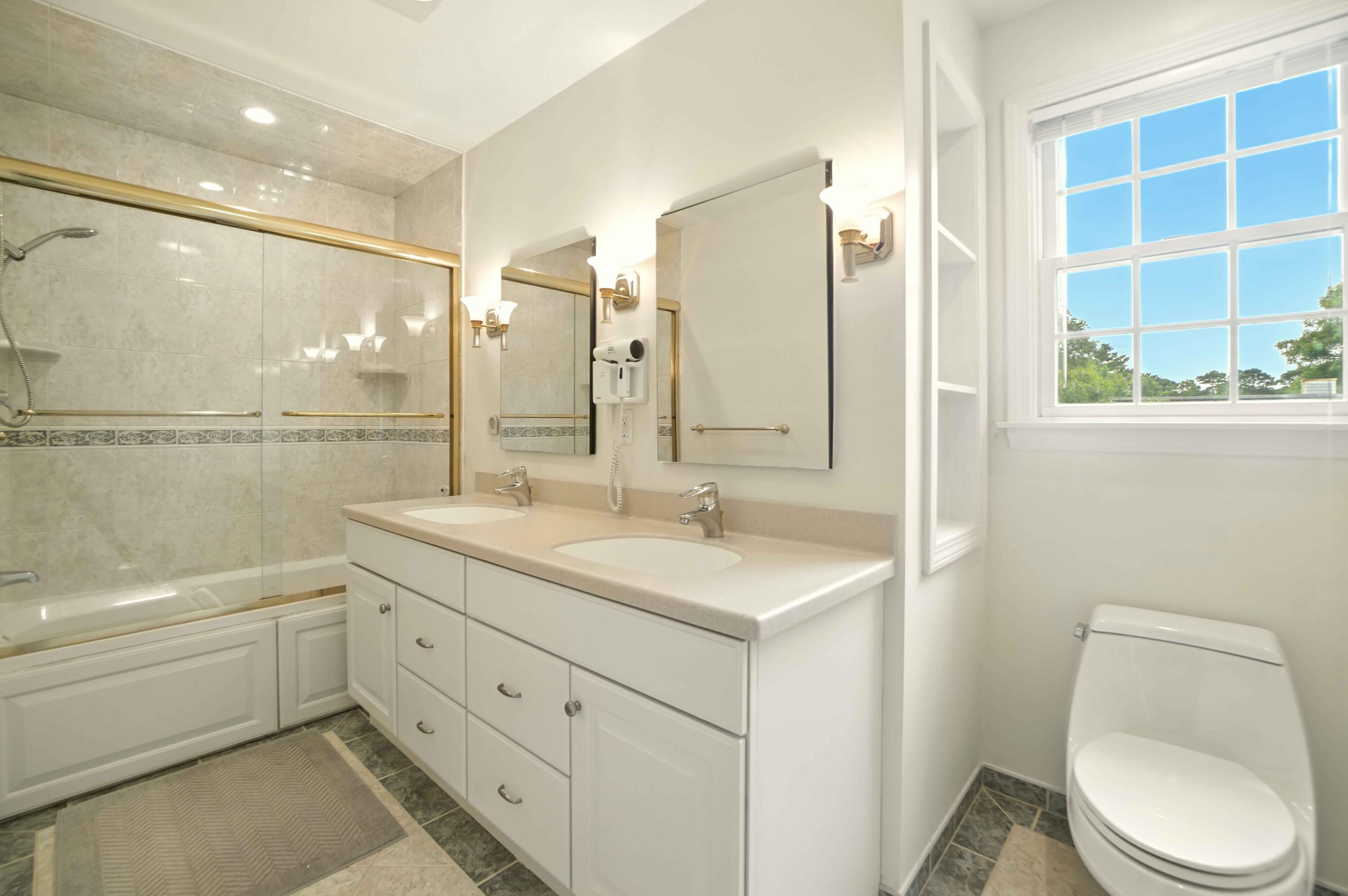 81 Falling Leaf Lane Osterville, MA 02655 - Photo 37 of 51 Primary ensuite