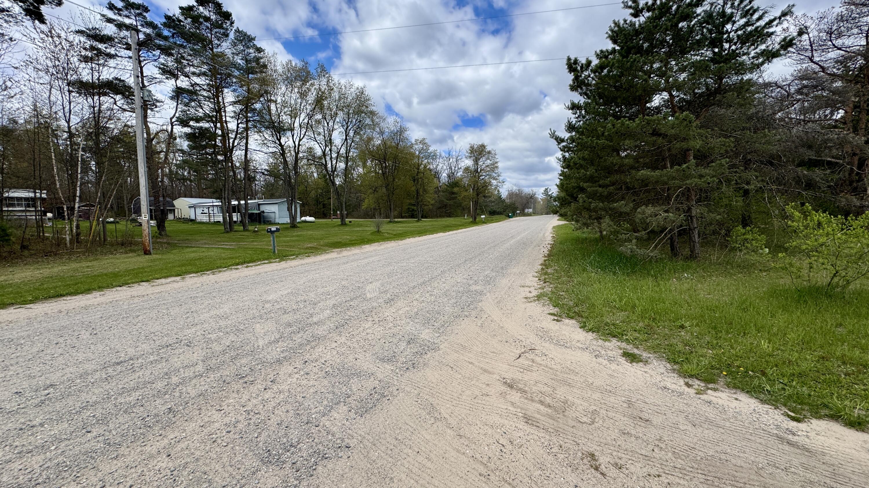 1496 17 Mile Road Marion, MI 49665 - Photo 22 of 27 Greg Bosscher (1)