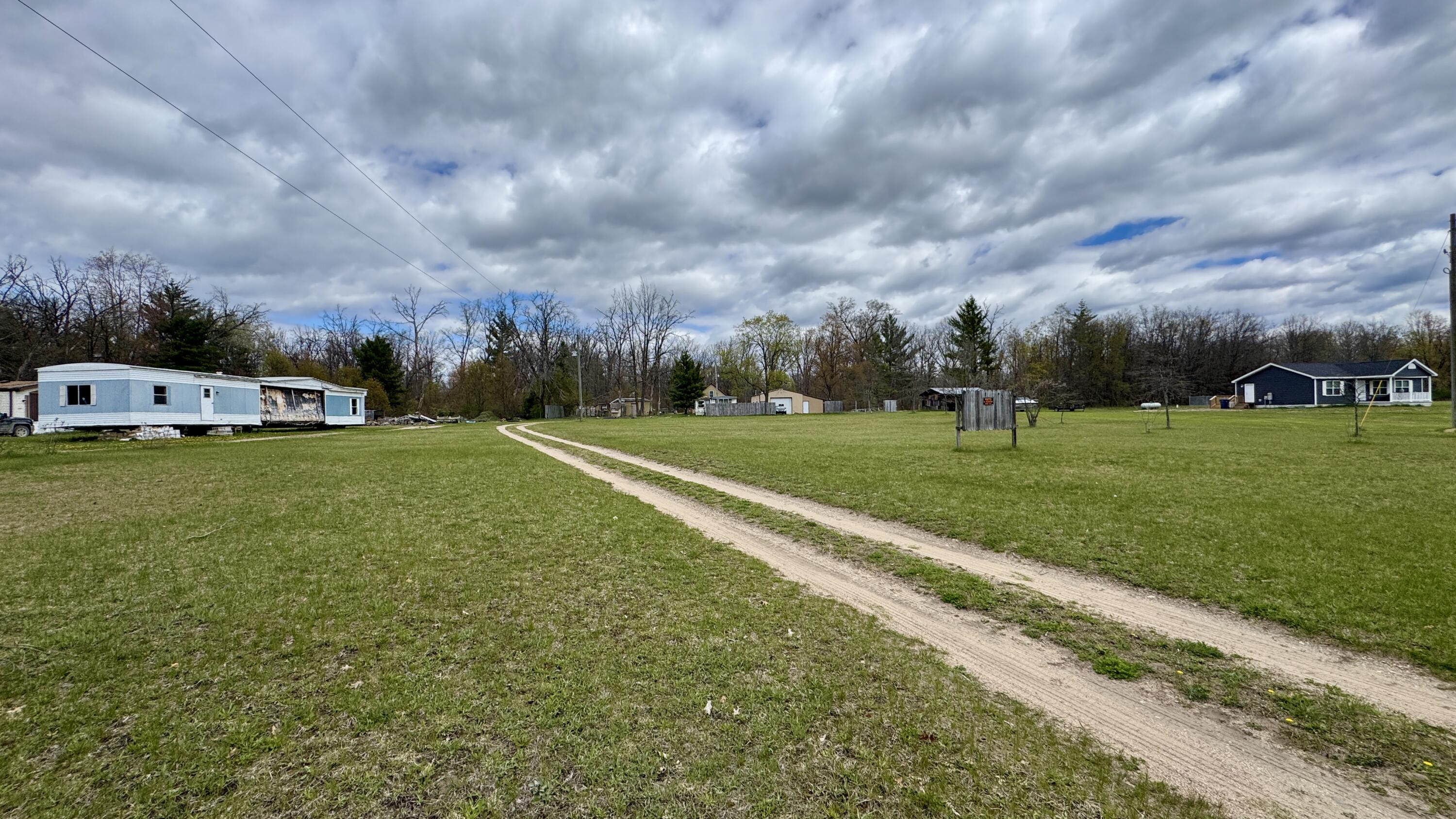1496 17 Mile Road Marion, MI 49665 - Photo 23 of 27 Greg Bosscher (2)