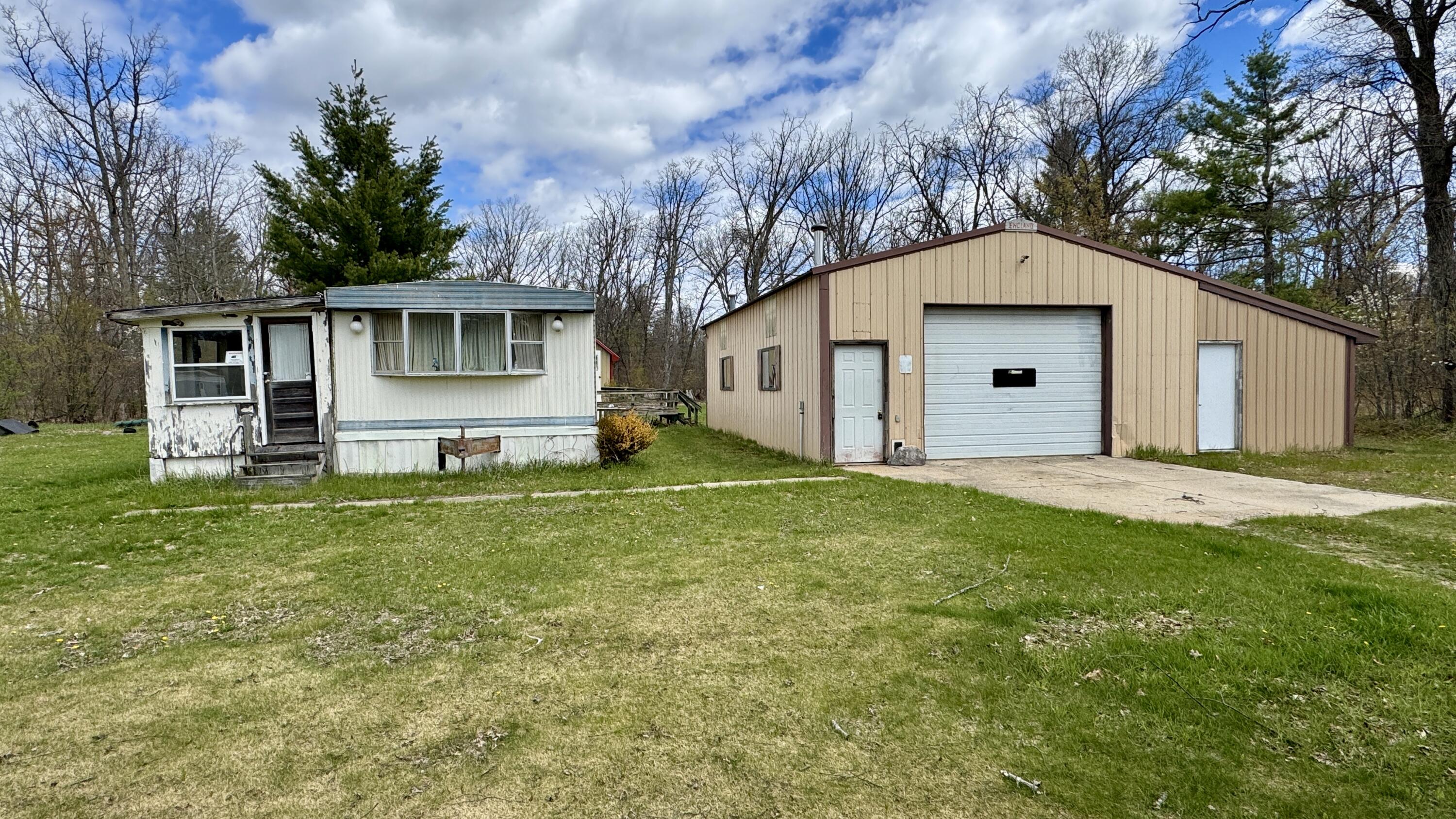 1496 17 Mile Road Marion, MI 49665 - Photo 6 of 27 Greg Bosscher (24)