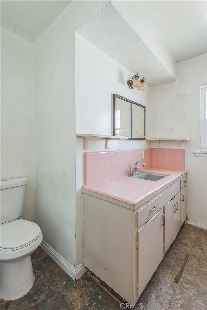 628 North Montebello Boulevard Montebello, CA 90640 - Photo 21 of 30