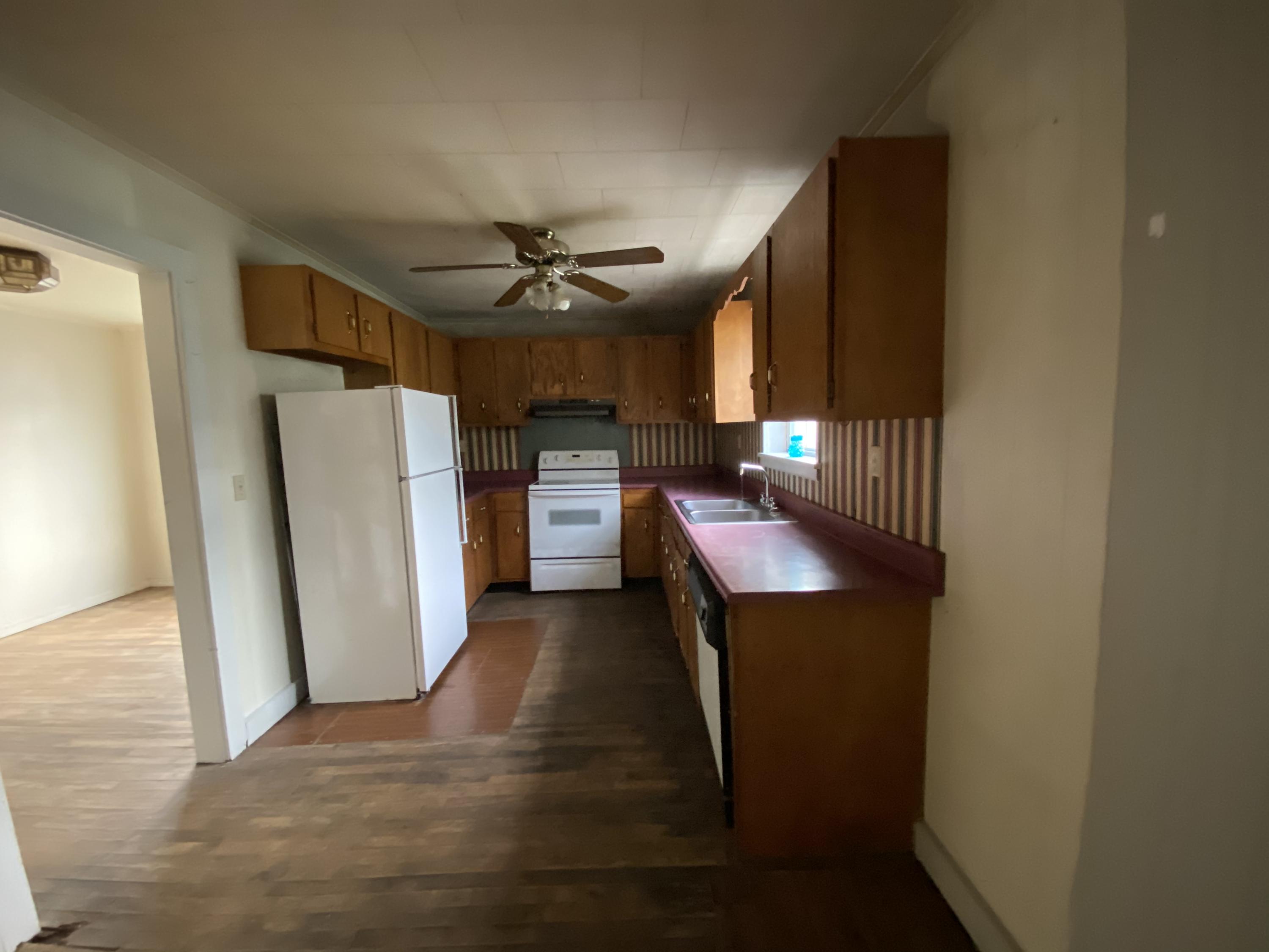 2745 Sugar Run Road Jonesville, VA 24263 - Photo 11 of 17 C8995849-535C-4B5A-9AA9-865DC25667DF