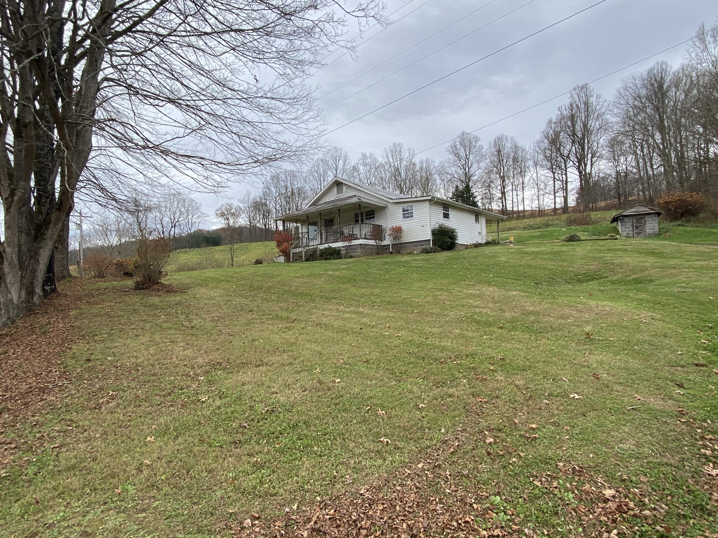 2745 Sugar Run Road Jonesville, VA 24263 - Photo 3 of 17 Nice yard