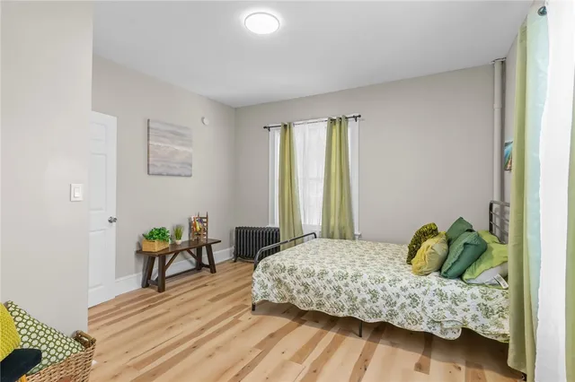 $2,500 | 1413 Broad Street, Unit 2, Providence, RI 02905