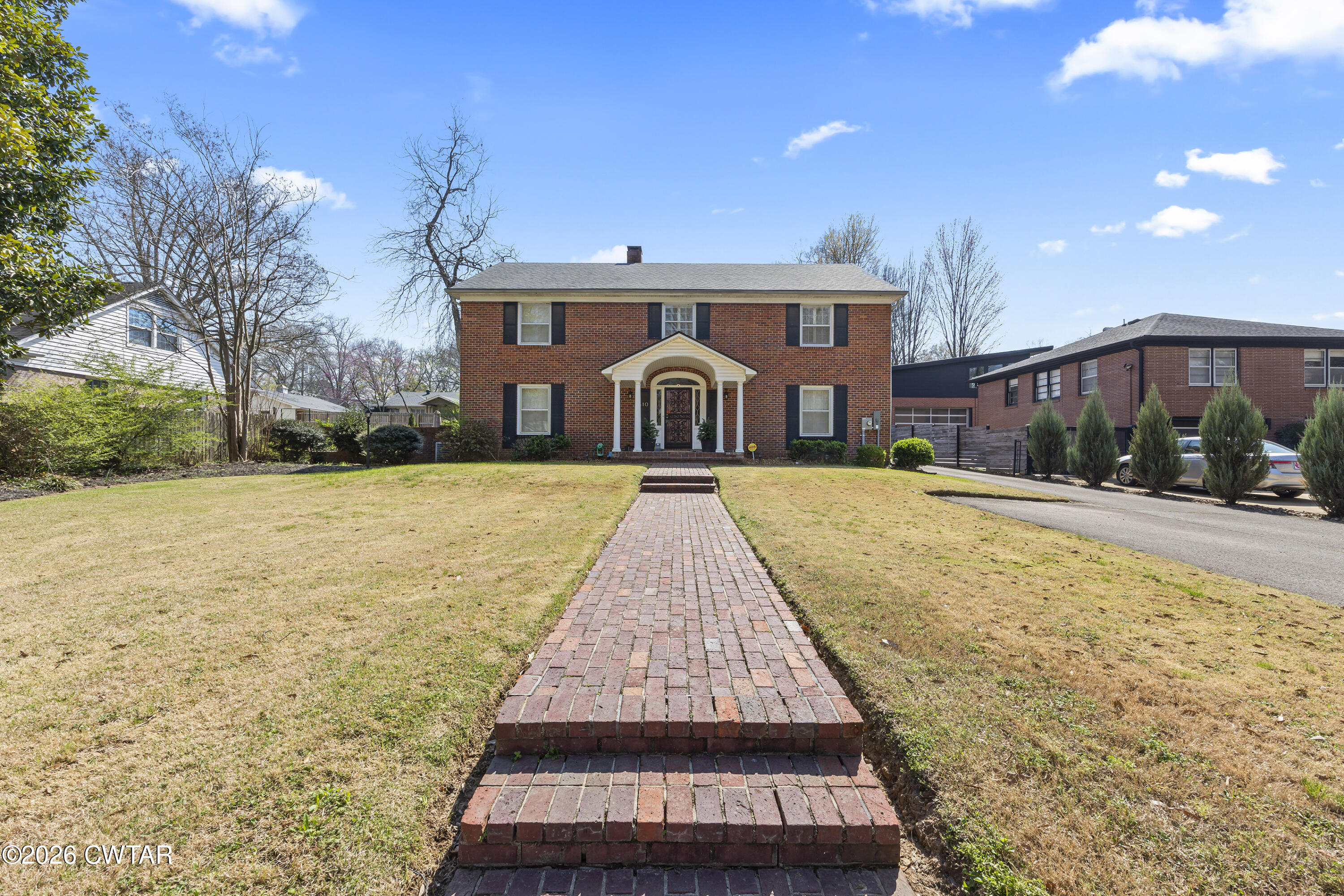 410 Walnut Street Jackson, TN 38301 - Photo 2 of 33 EN4A1012