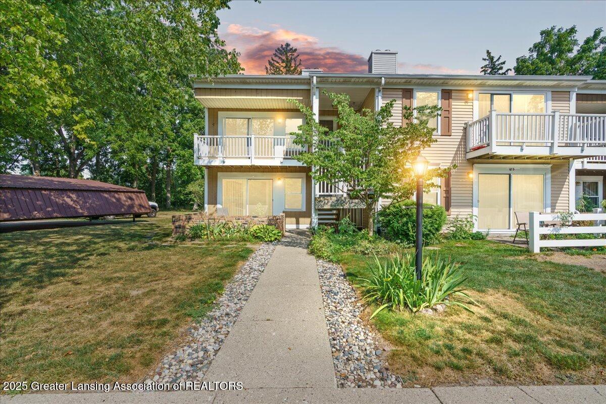 2024 Hamilton Road, Unit 106 Okemos, MI 48864 - Photo 1 of 29 03-Media Jett - 25