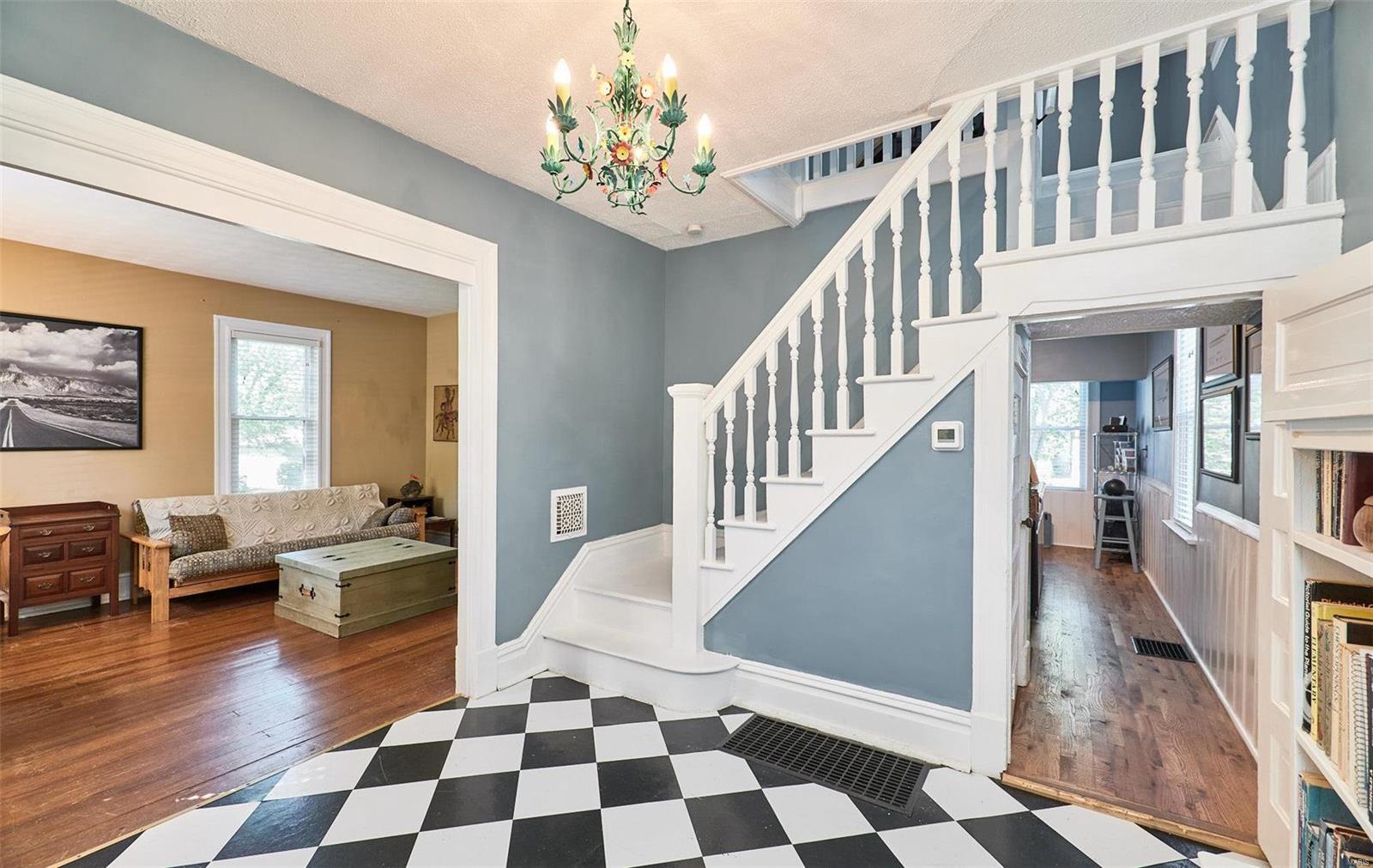 3533 Brown Road St. Louis, MO 63114 - Photo 12 of 68 Gallery Image 12