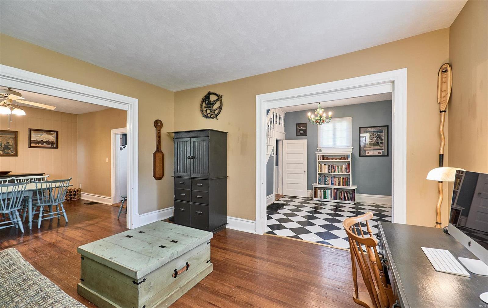 3533 Brown Road St. Louis, MO 63114 - Photo 14 of 68 Gallery Image 14