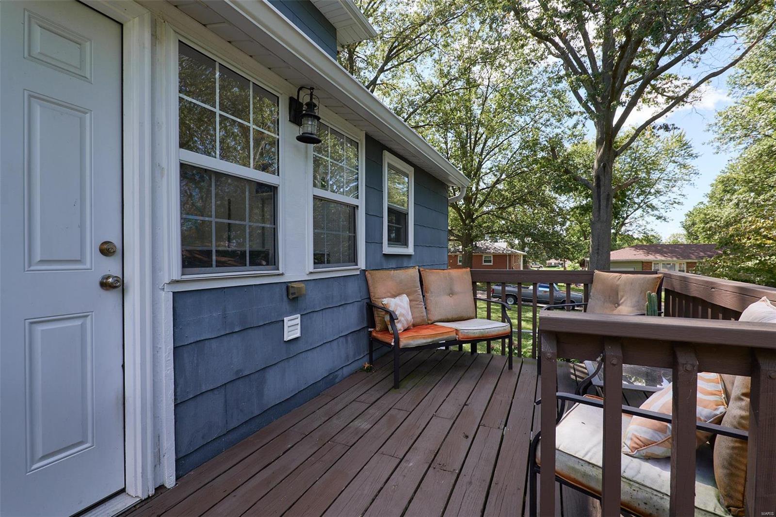 3533 Brown Road St. Louis, MO 63114 - Photo 7 of 68 Gallery Image 7