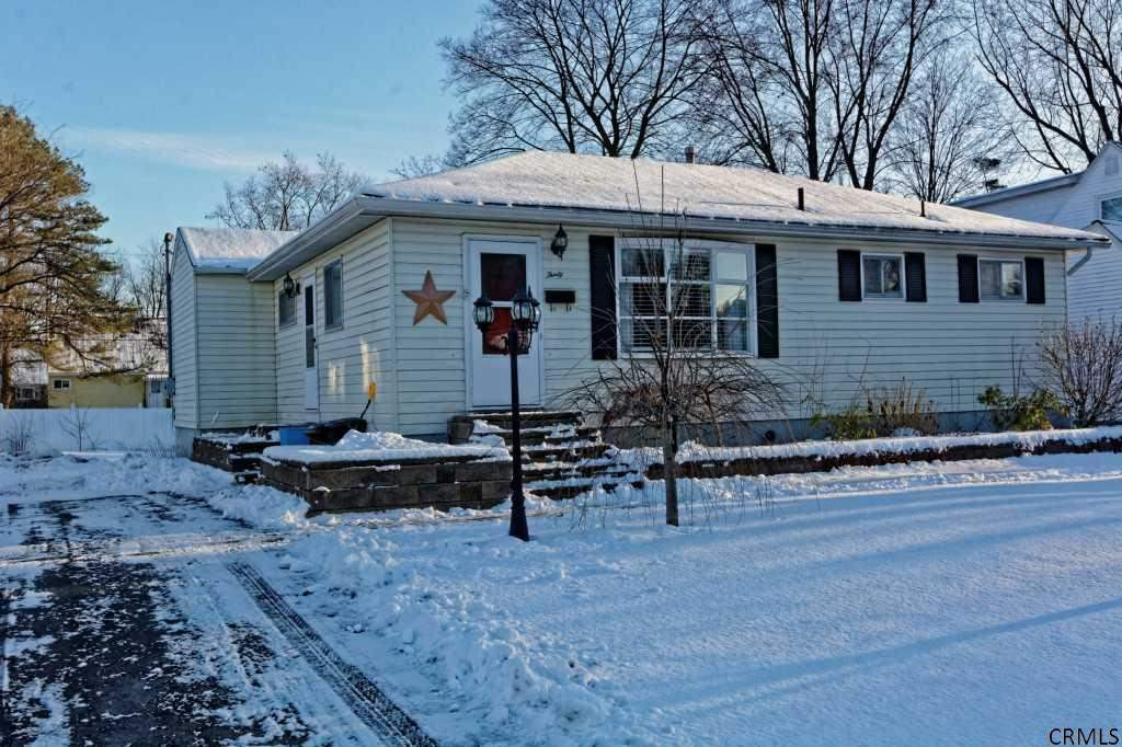 30 Tanglewood Road Colonie, NY 12205 - Photo 3 of 20 Photo 3