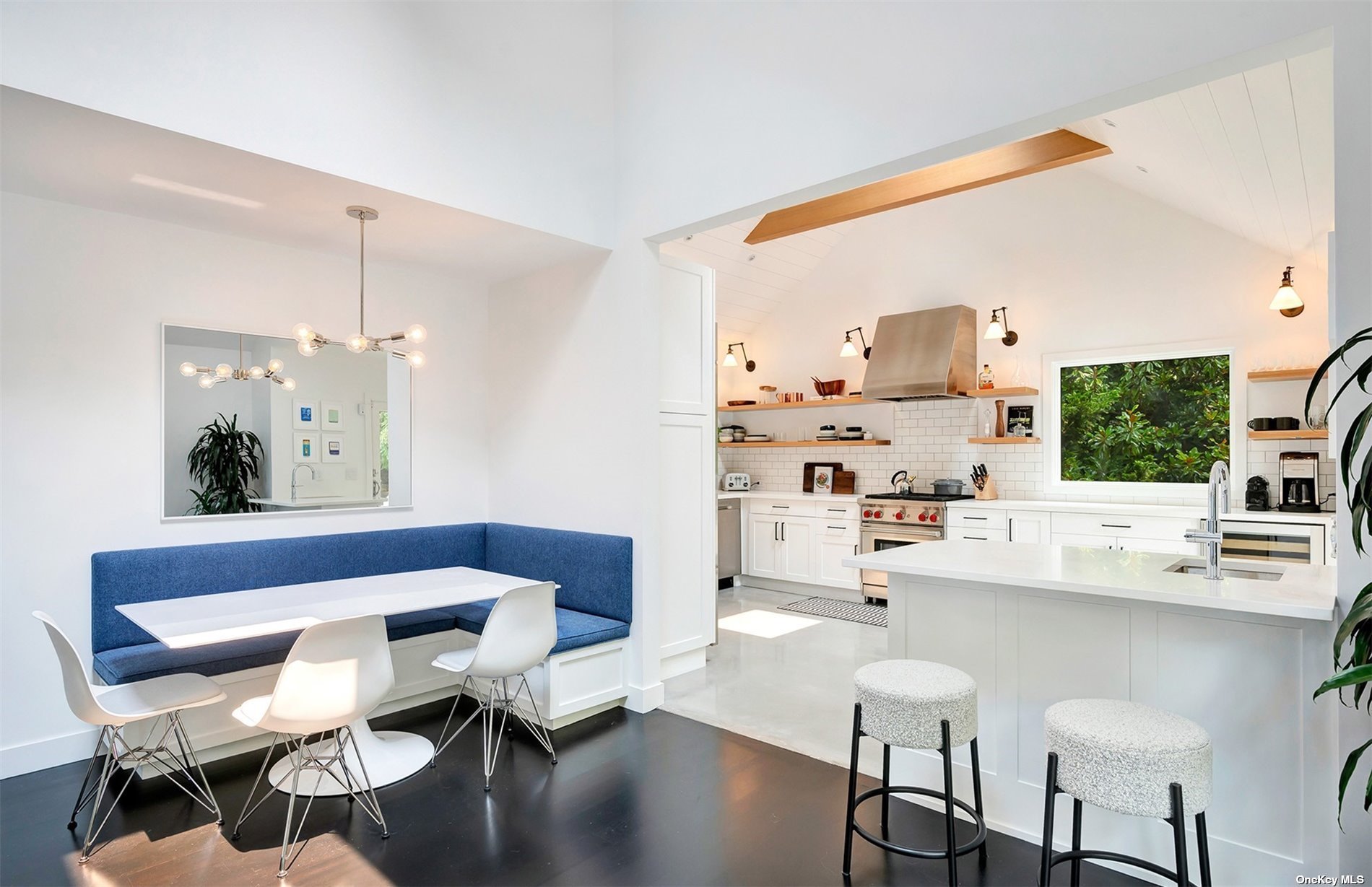 8 East Hampton, undefined 00000 - Photo 5 of 18