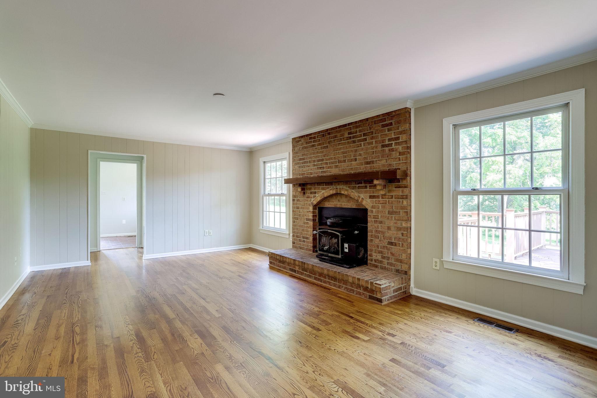 1009 Riva Ridge Drive Great Falls, VA 22066 - Photo 25 of 62 Spacious Family Room