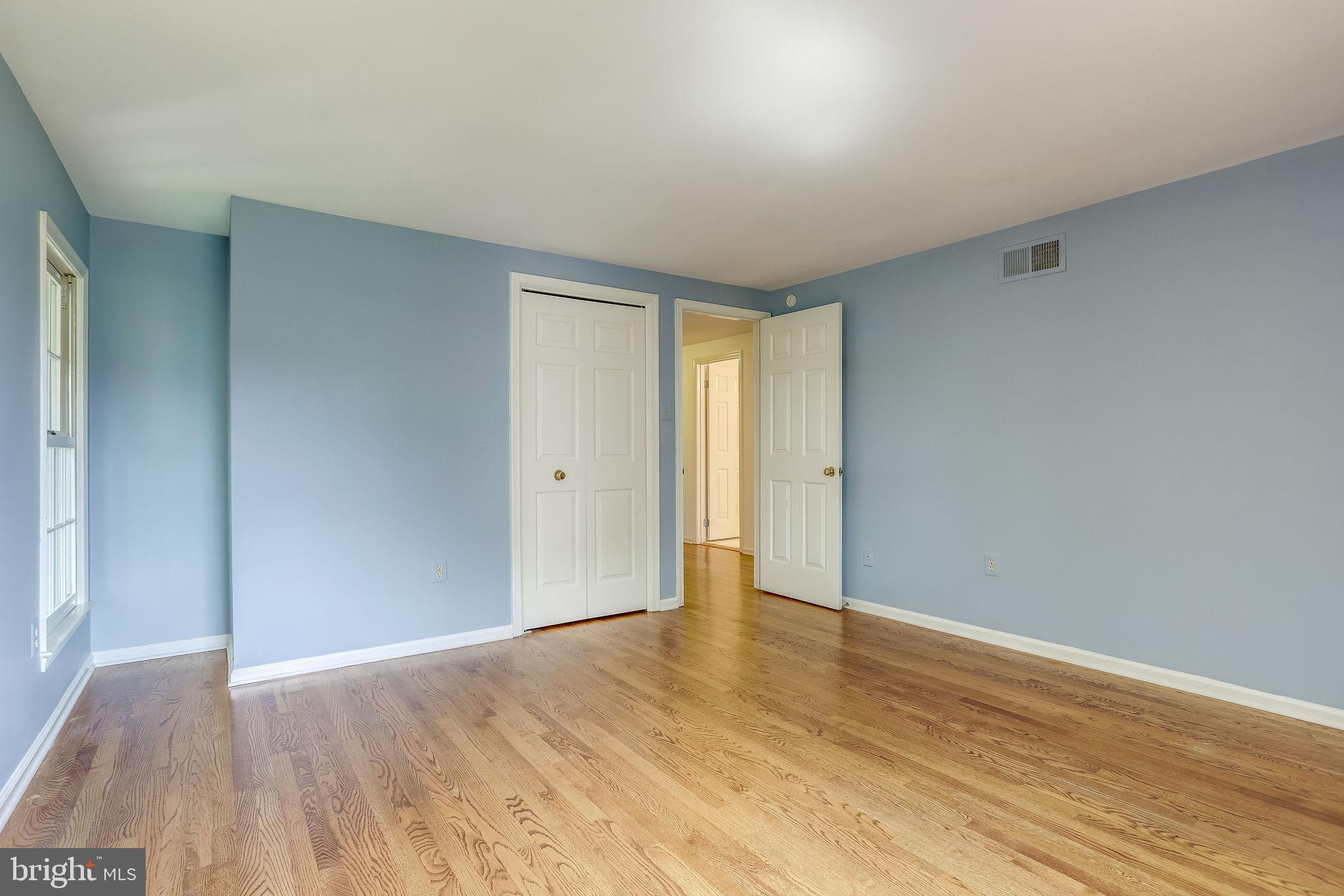 1009 Riva Ridge Drive Great Falls, VA 22066 - Photo 42 of 62 Large secondary bedrooms