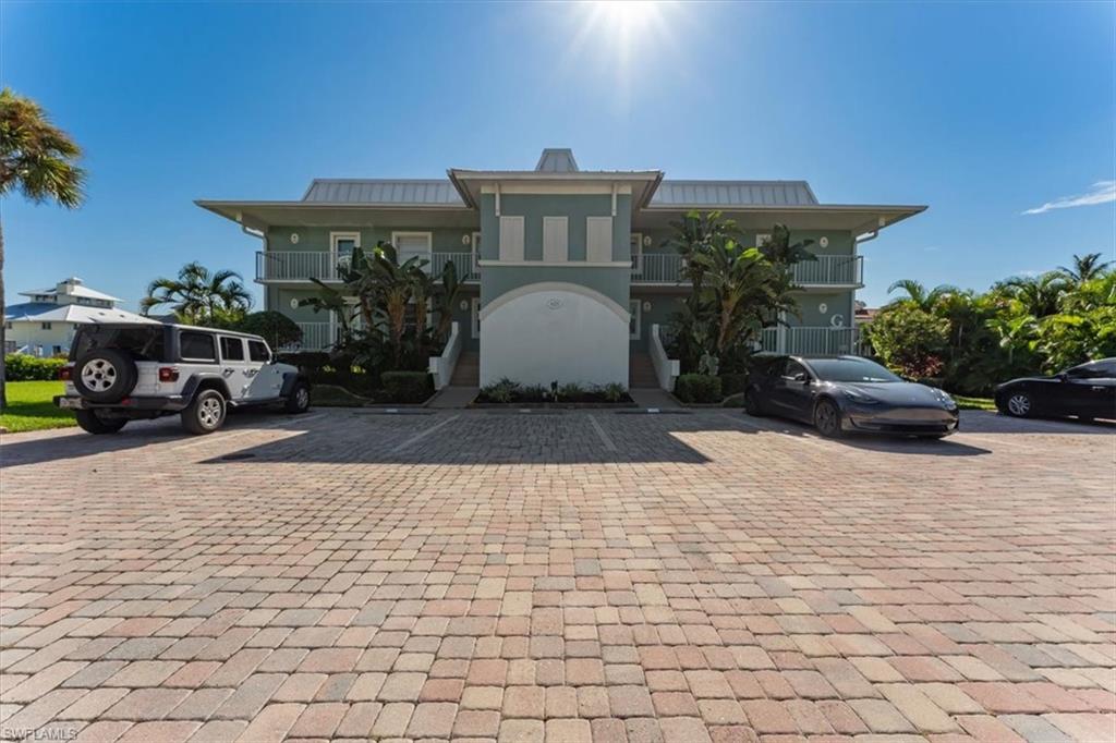 1125 Little Neck Court, Unit G63 Naples, FL 34102 - Photo 2 of 21