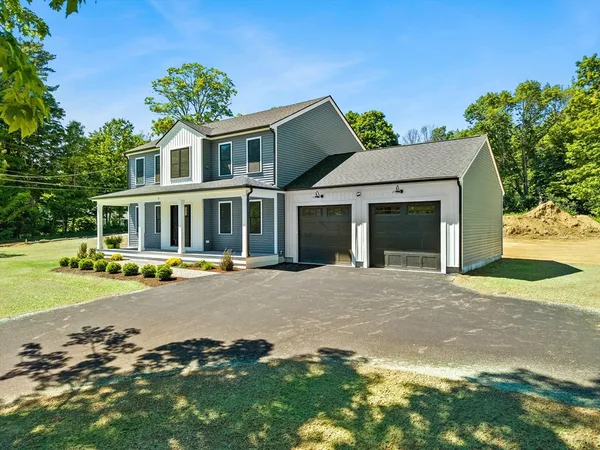 $875,000 | 7 Elm Place, Hanson, MA 02341