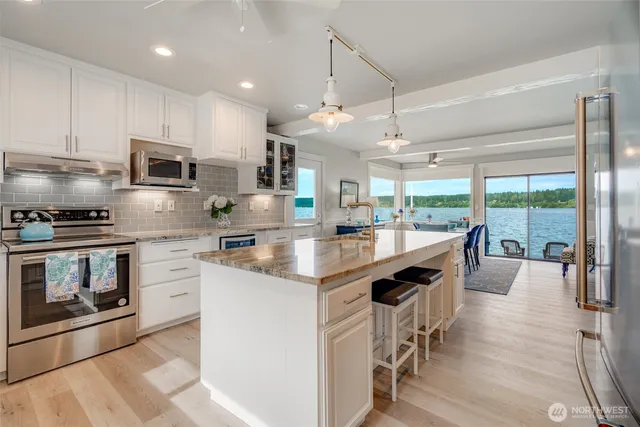 $1,499,000 | 5341 South Bercot Road, Freeland, WA 98249