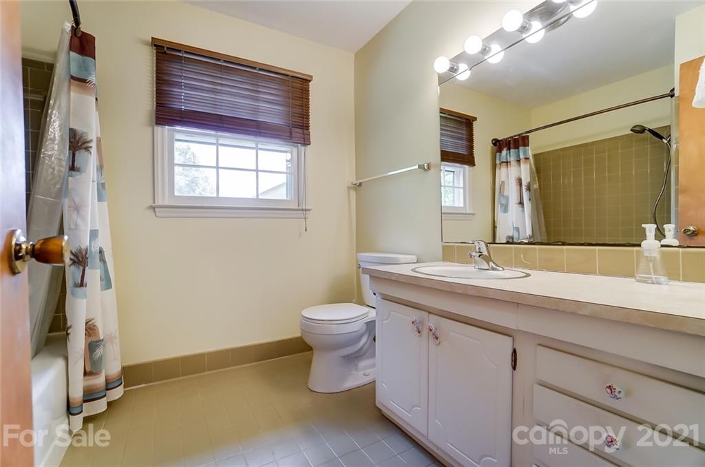 1540 Granville Road Rock Hill, SC 29732 - Photo 27 of 39 Gallery Image 27