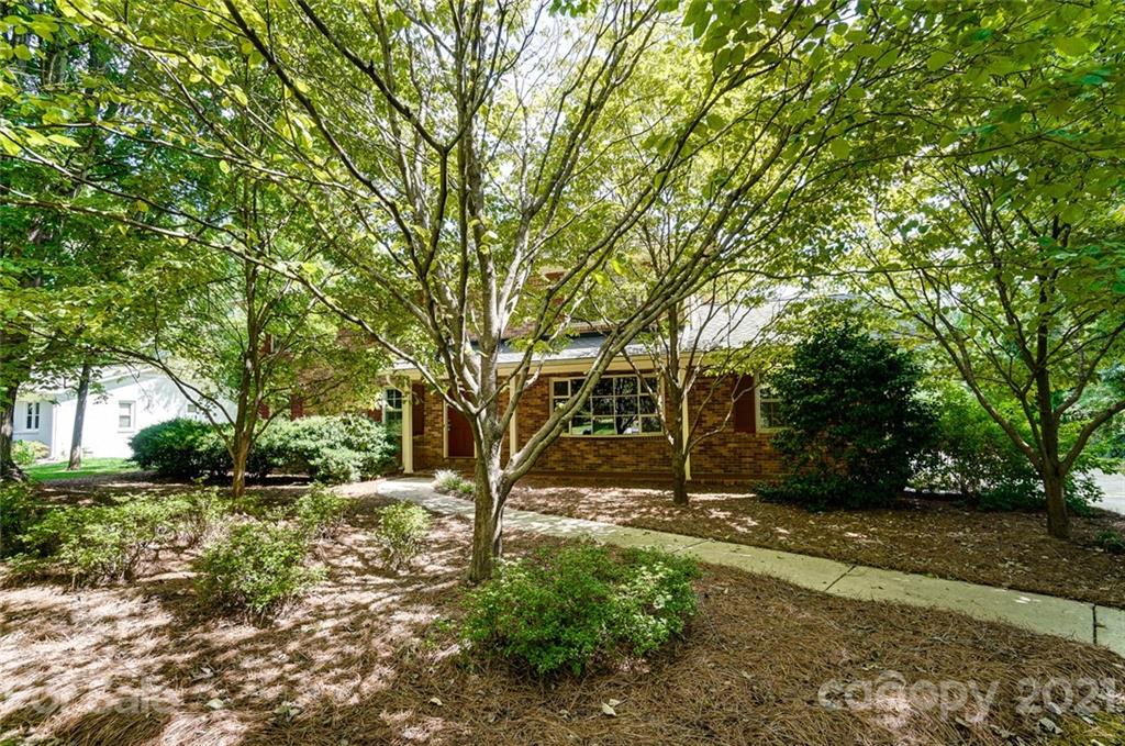 1540 Granville Road Rock Hill, SC 29732 - Photo 4 of 39 Gallery Image 4