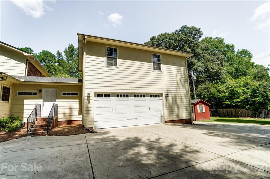 1540 Granville Road Rock Hill, SC 29732 - Photo 34 of 39 Gallery Image 34