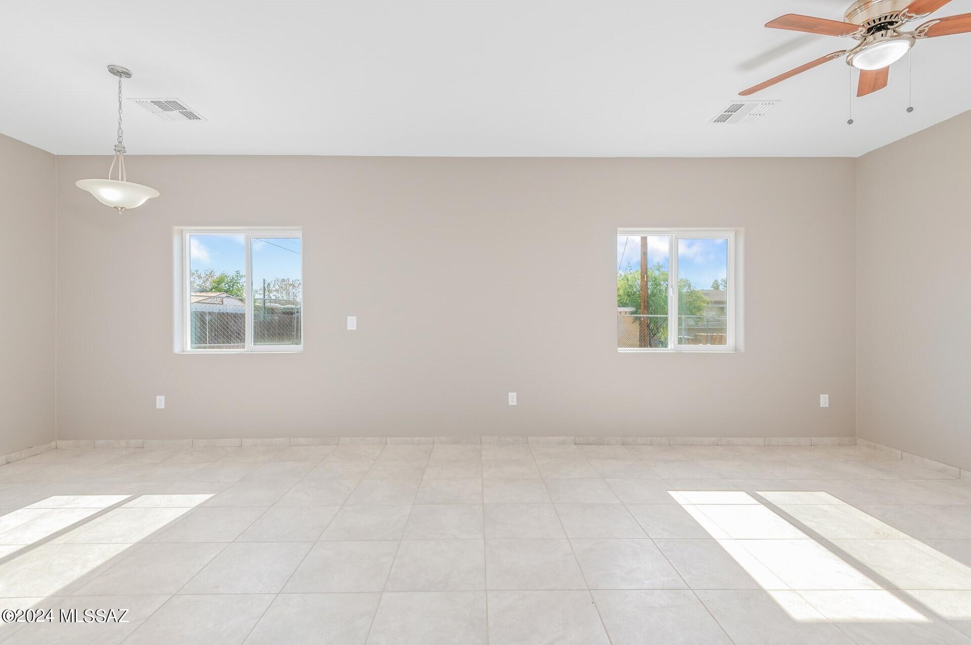 834 West Roger Road Tucson, AZ 85705 - Photo 20 of 35