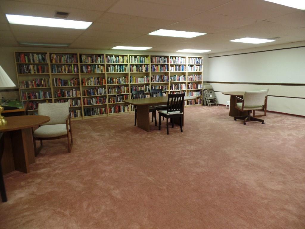 2120 Greentree Road, Unit 209E Pittsburgh, PA 15220 - Photo 28 of 30 Party room and Library on 1st floor