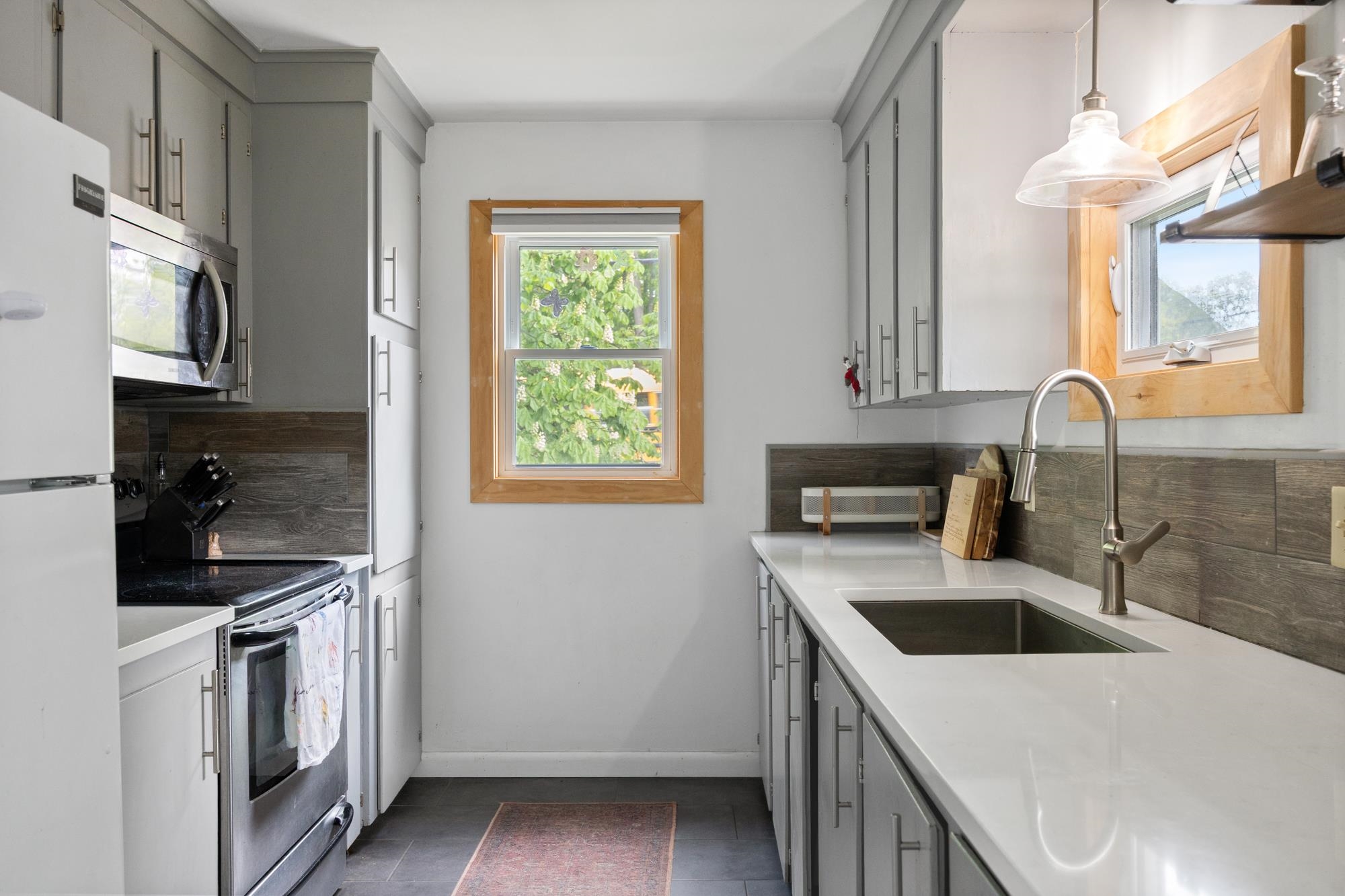 47 Cherry Street Milton, VT 05468 - Photo 14 of 40