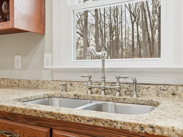 $829,000 | 6700 Tree Hill Road, Matthews, NC 28104