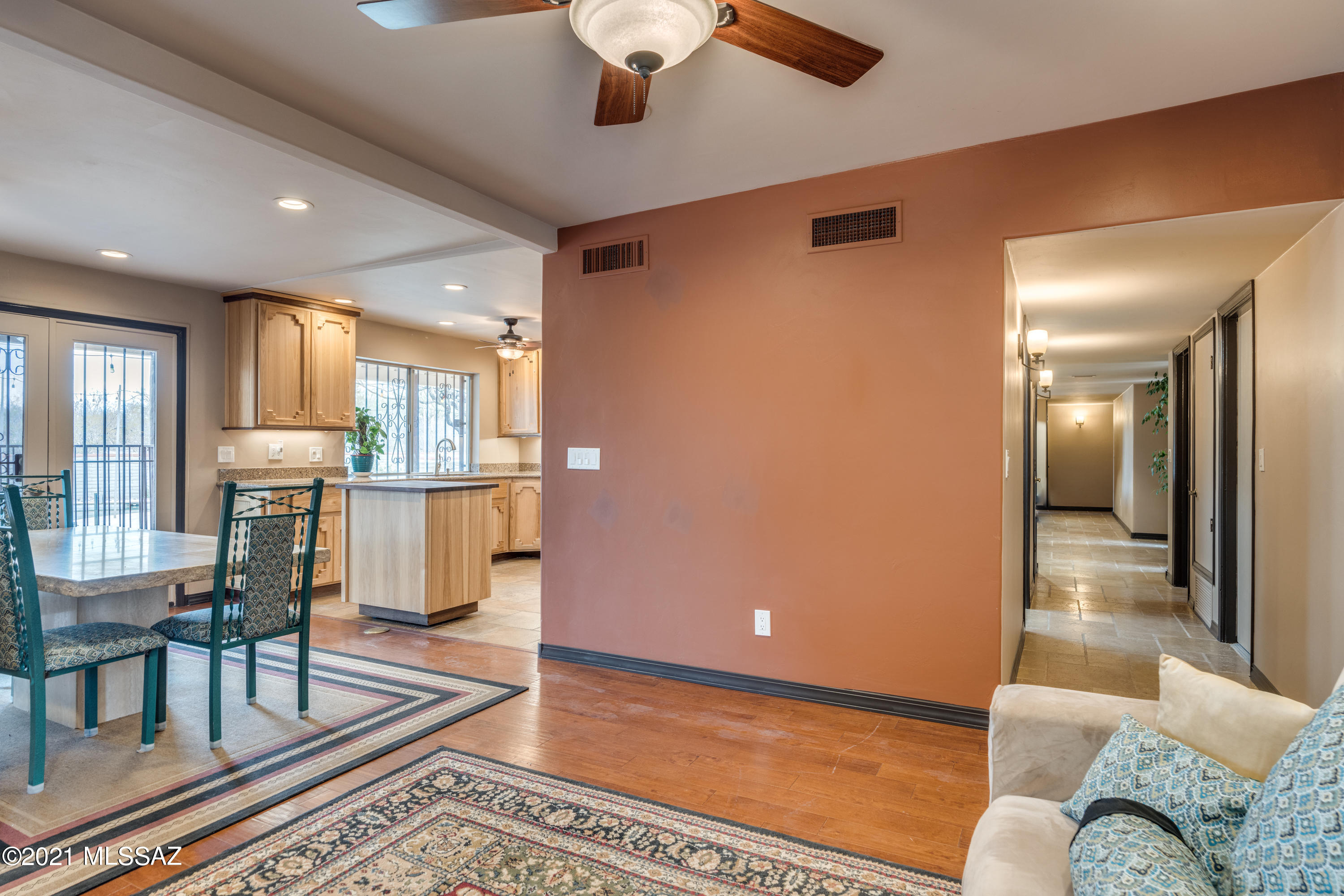 11000 East Limberlost Road Tucson, AZ 85749 - Photo 13 of 39 Gallery Image 13