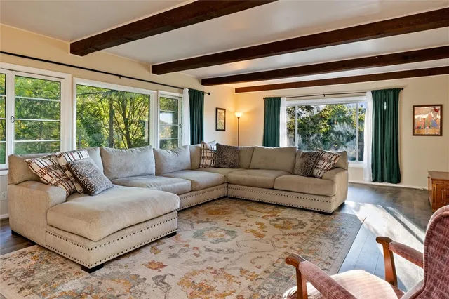 $379,900 | 7406 Forest Trail, Victor, NY 14564