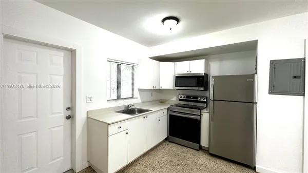 $1,650 | 165 Northeast 56th Street, Unit 1, Miami, FL 33137