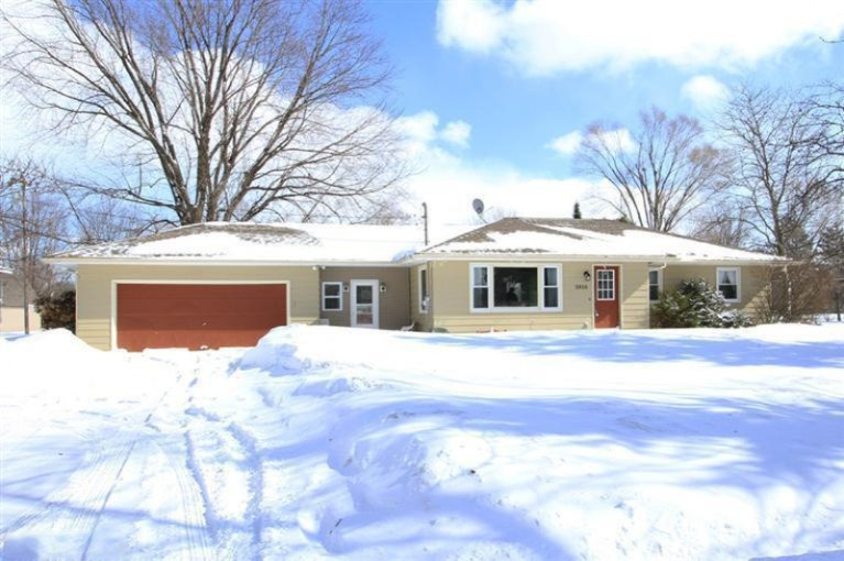 5918 North Sprinkle Road Kalamazoo, MI 49004 - Photo 1 of 19 Primary Photo