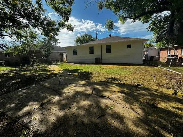 $2,200 | 513 North Atlanta Street, Metairie, LA 70003