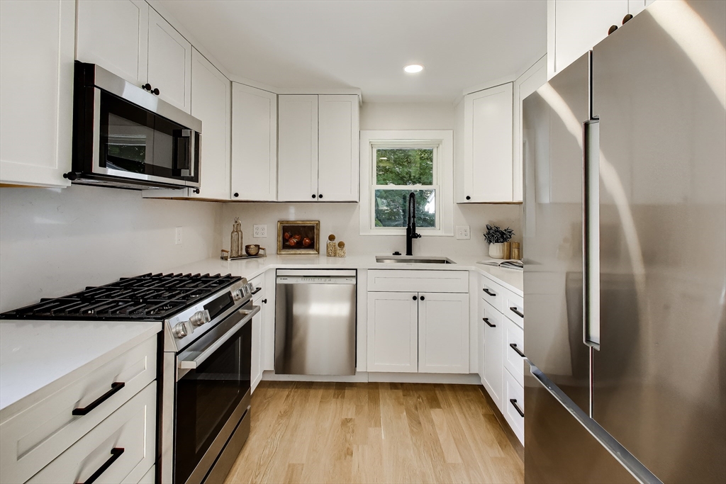 50 Middlesex Street, Unit 50 Winchester, MA 01890 - Photo 9 of 21
