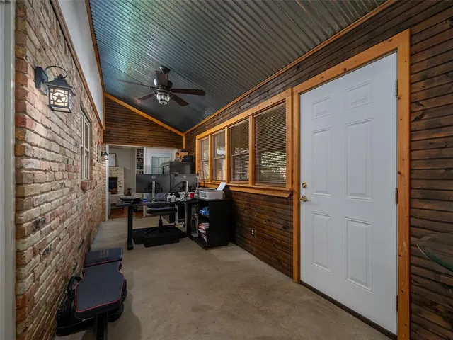 a view of a livingroom with furniture
