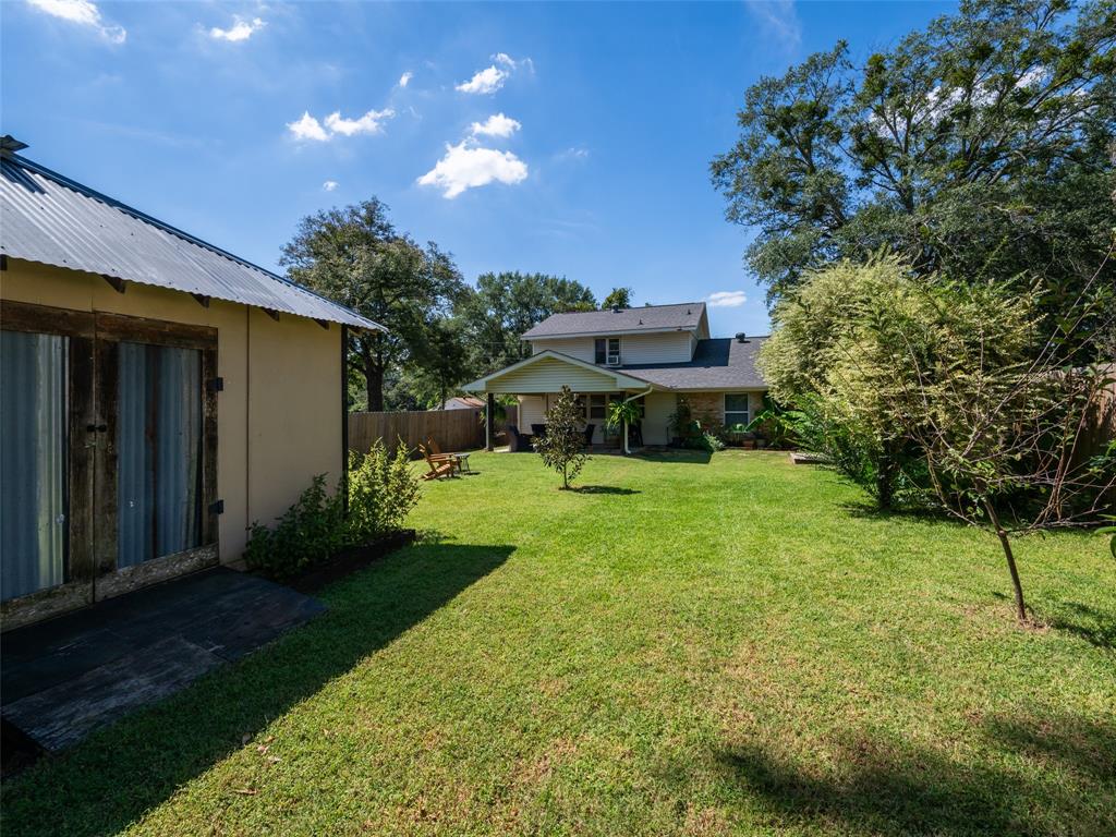 808 Walters Frankston, TX 75763 - Photo 29 of 32 a view of a backyard with a garden